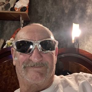 Meet your Posher, Jeffery